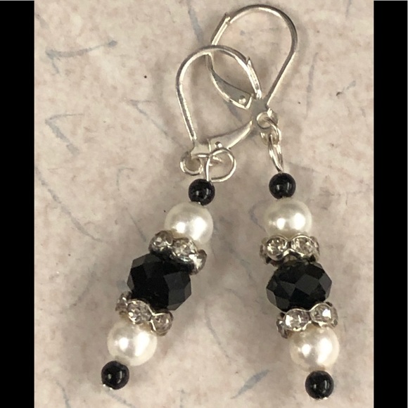Just For Fun Jewelry - Ebony & Ivory All Jazzed Up Earrings